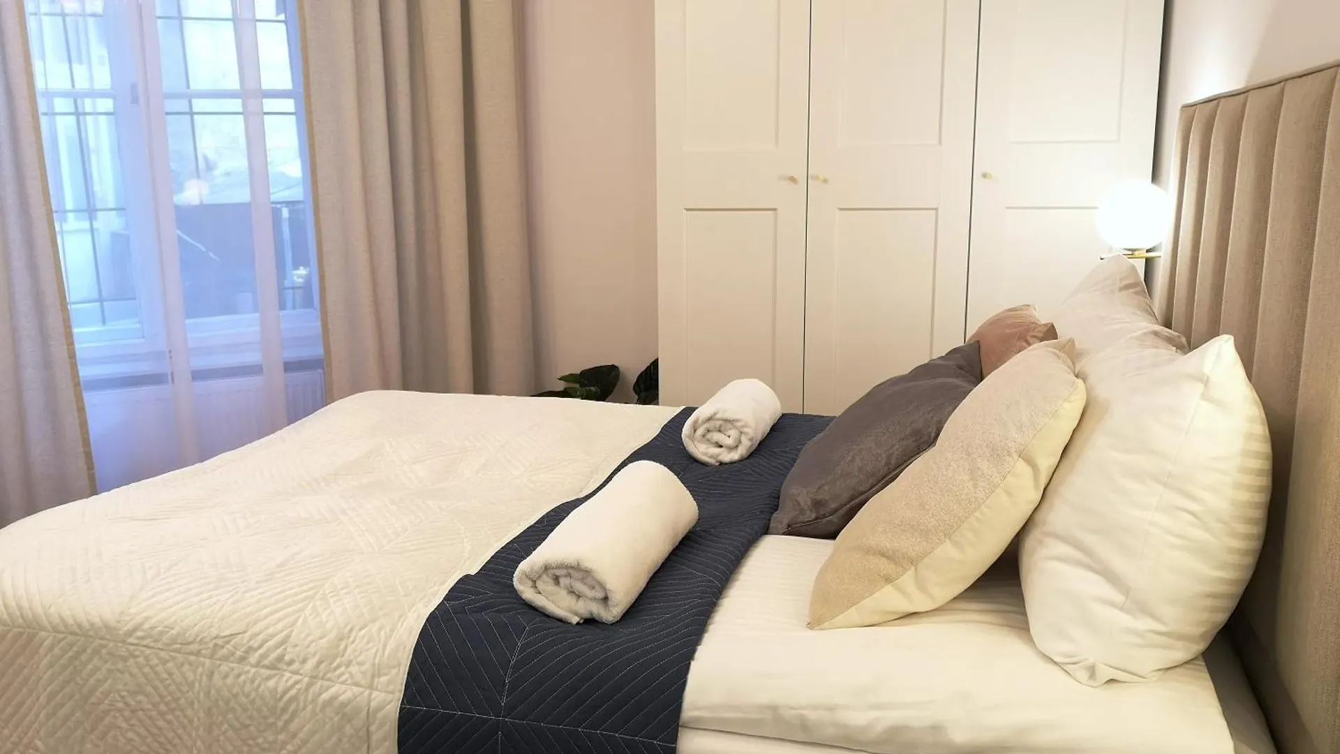 Unique Style Apartments Old Town - 25 Min From The Airport - By Homelike Krakov Polsko
