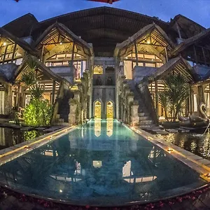  Villa Avalon Castle & Indonesia