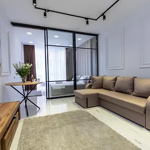 Fashionable Apartments. Smartplaza Metro Minskaya. Obolon , Киев Украина
