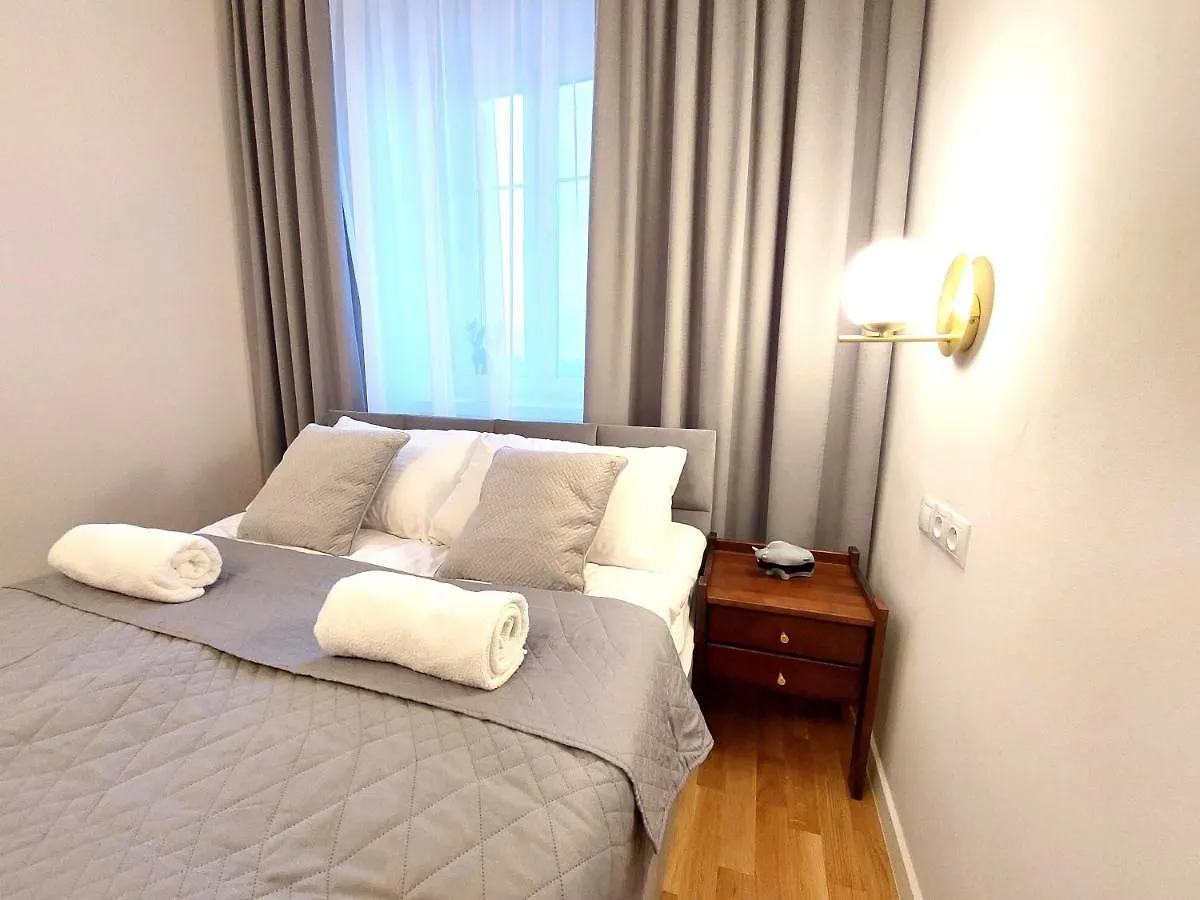 Unique Style Apartments Old Town - 25 Min From The Airport - By Homelike Krasków Πολωνία