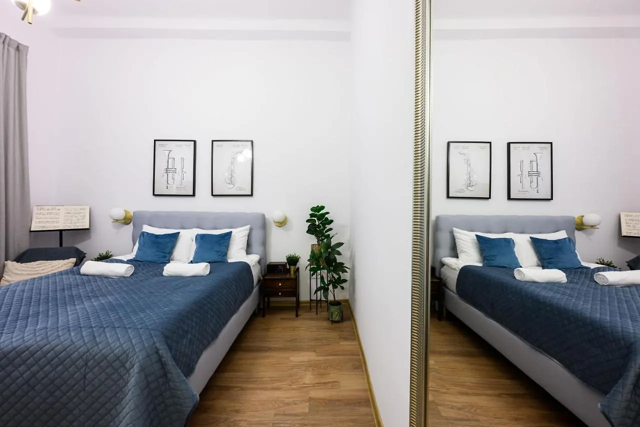 Unique Style Apartments Old Town - 25 Min From The Airport - By Homelike Krasków Πολωνία