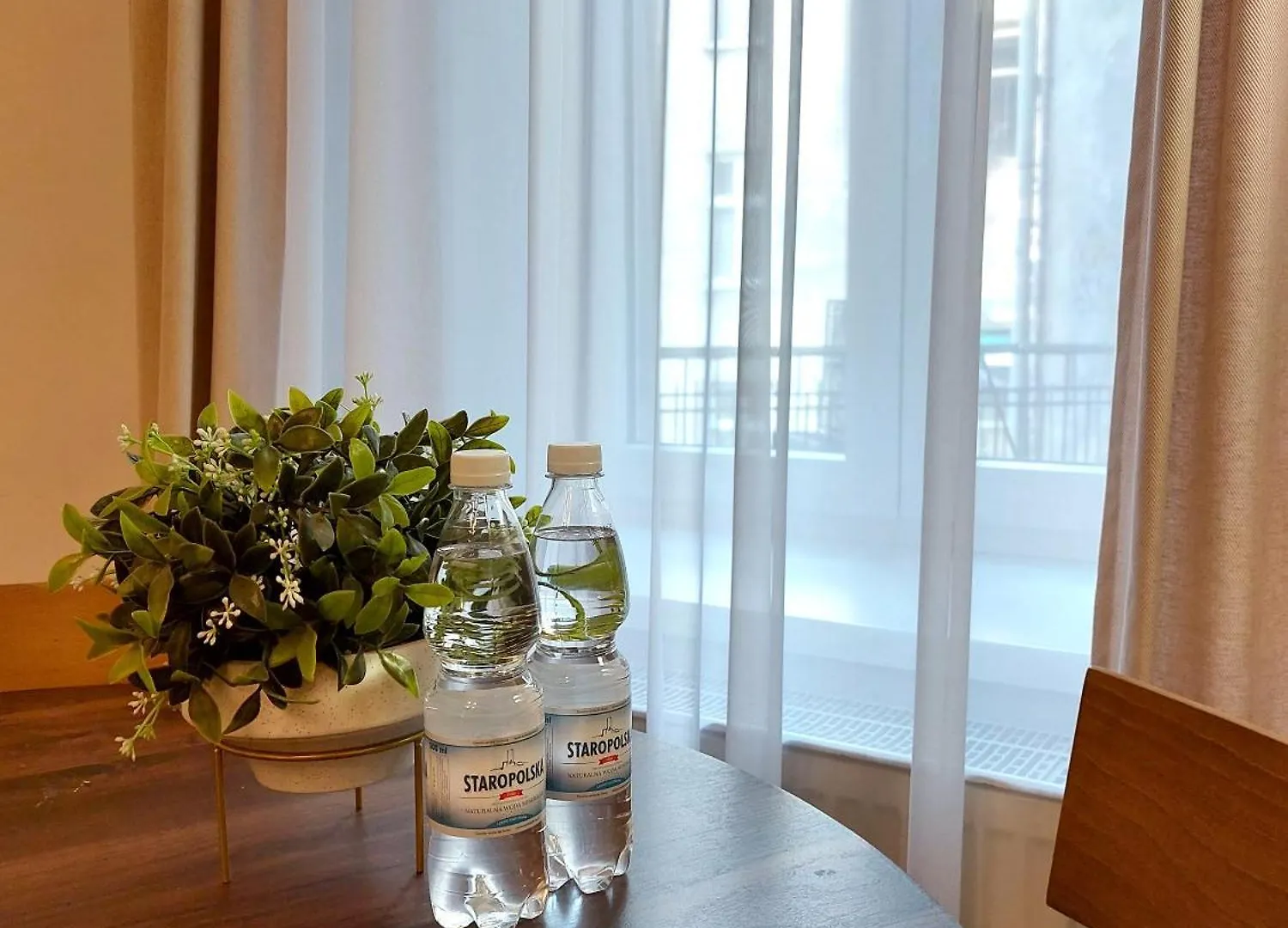 Unique Style Apartments Old Town - 25 Min From The Airport - By Homelike Krasków 0*,  Πολωνία