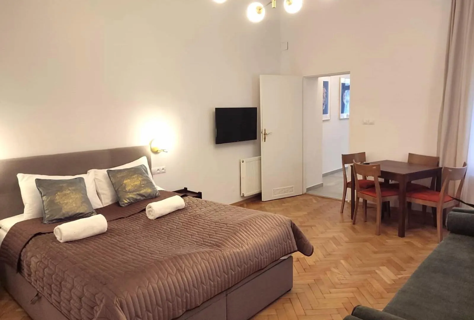 Unique Style Apartments Old Town - 25 Min From The Airport - By Homelike Kraków