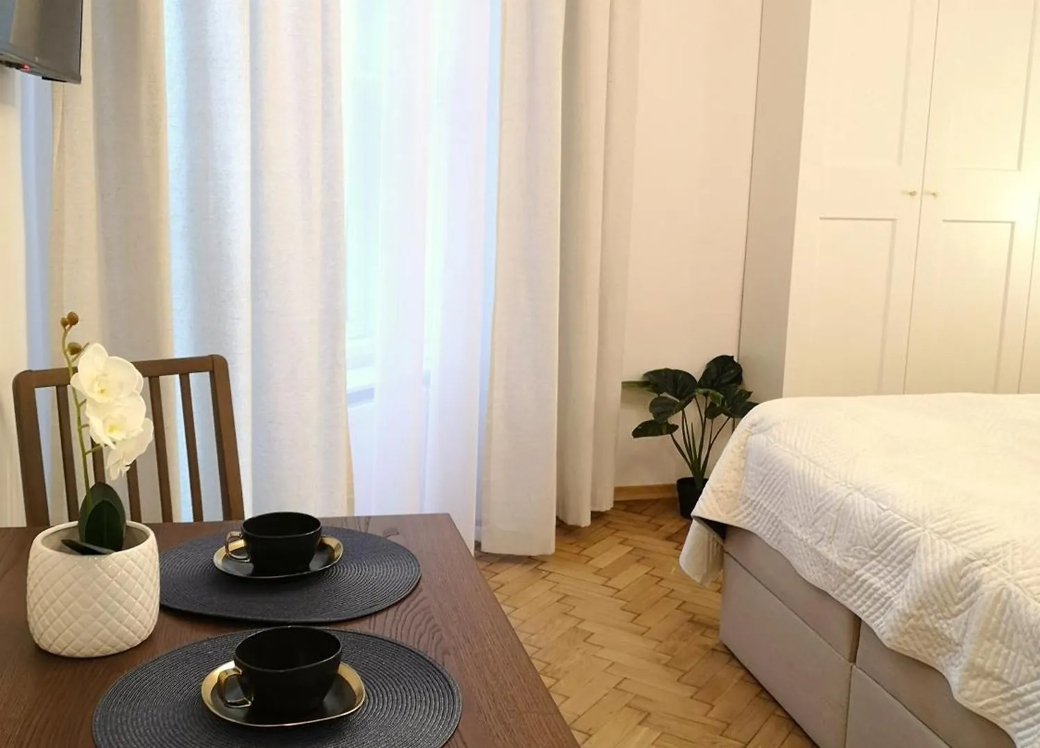 Unique Style Apartments Old Town - 25 Min From The Airport - By Homelike Kraków