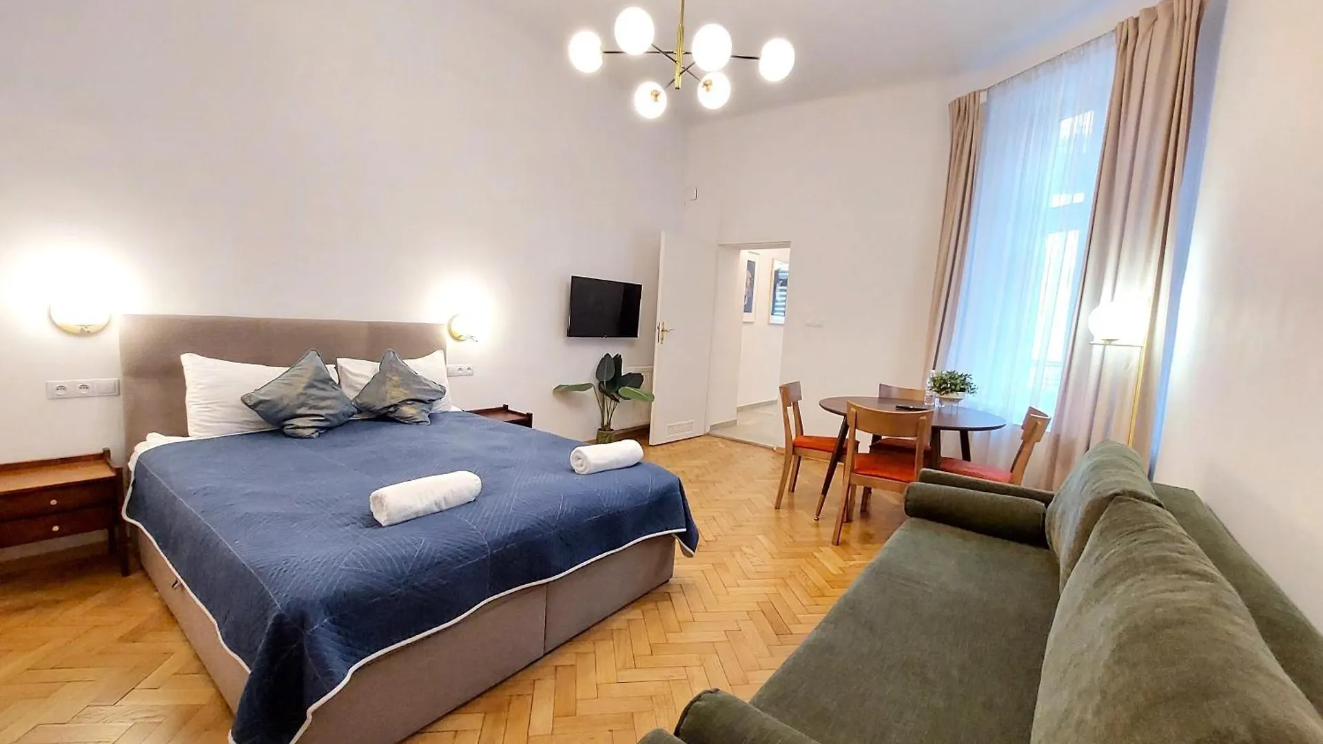 Unique Style Apartments Old Town - 25 Min From The Airport - By Homelike Kraków 0*,