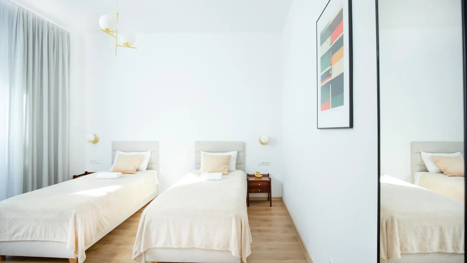 Unique Style Apartments Old Town - 25 Min From The Airport - By Homelike Kraków Polska
