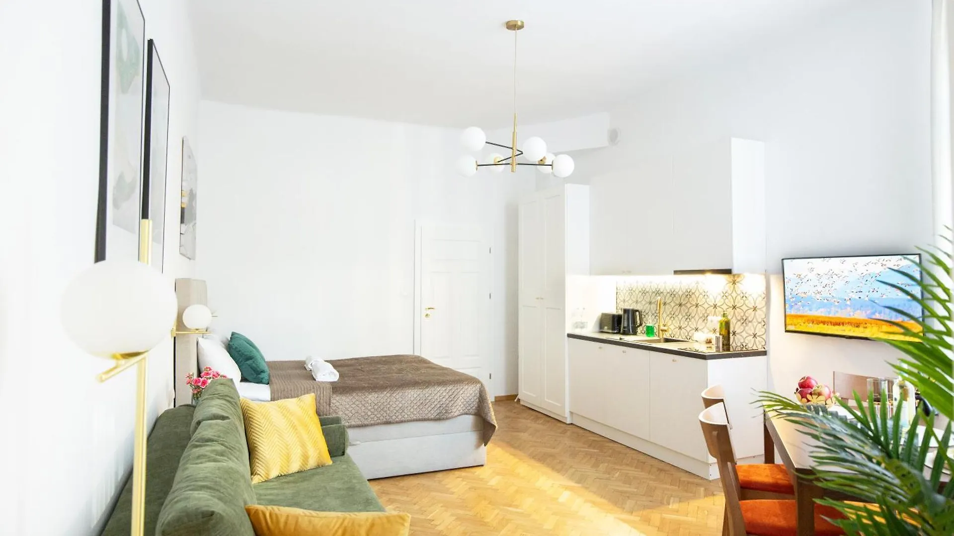 Unique Style Apartments Old Town - 25 Min From The Airport - By Homelike Kraków
